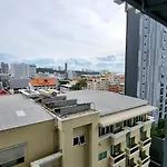 The Base Condo Center Of Pattaya Rooftop Swimming Pool